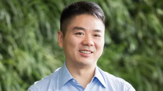 刘强东：做企业如果不能改善员工生活，就没有存在价值了