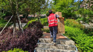 京东快递：今夏避暑胜地快递单量环比增长10倍以上